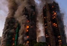 Foto: Incendio devora rascacielos residenciales en Hong Kong /Cortesía