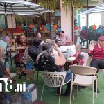 Familias y bachilleres disfrutan un domingo de sabor y alegría en Las 4 Esquinas, Managua Foto: Familias y bachilleres disfrutan un domingo de sabor y alegría en Las 4 Esquinas, Managua/TN8