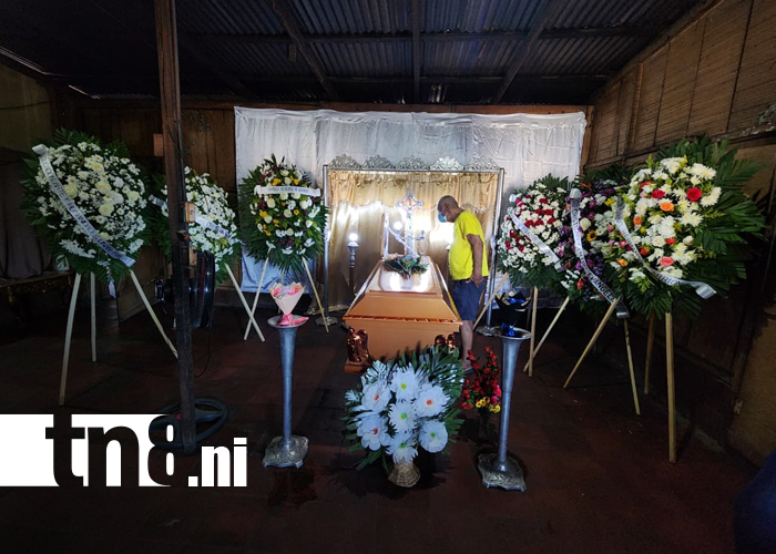 Foto: Familiares exigen justicia tras fatal accidente en la Carretera Nueva a León, Managua/TN8