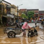 Vietnam eleva a 90 las víctimas mortales por las inundaciones Foto: Sube a 90 el saldo de muertos por las inundaciones en Vietnam /Cortesía