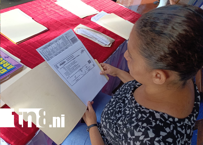 Foto: Blanca Stella Aráuz Pineda garantiza educación de calidad /TN8