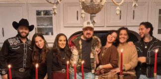 Foto: Ángela Aguilar y Nodal celebran Acción de Gracias / Cortesía