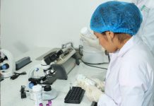 Universidad Nacional Multidisciplinaria inaugura laboratorio de Bioanálisis Clínico