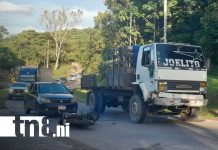 Invasión de carril en carretera a Mulukukú deja dos jóvenes lesionados Foto: Conductor invade carril en carretera a Mulukukú / TN8