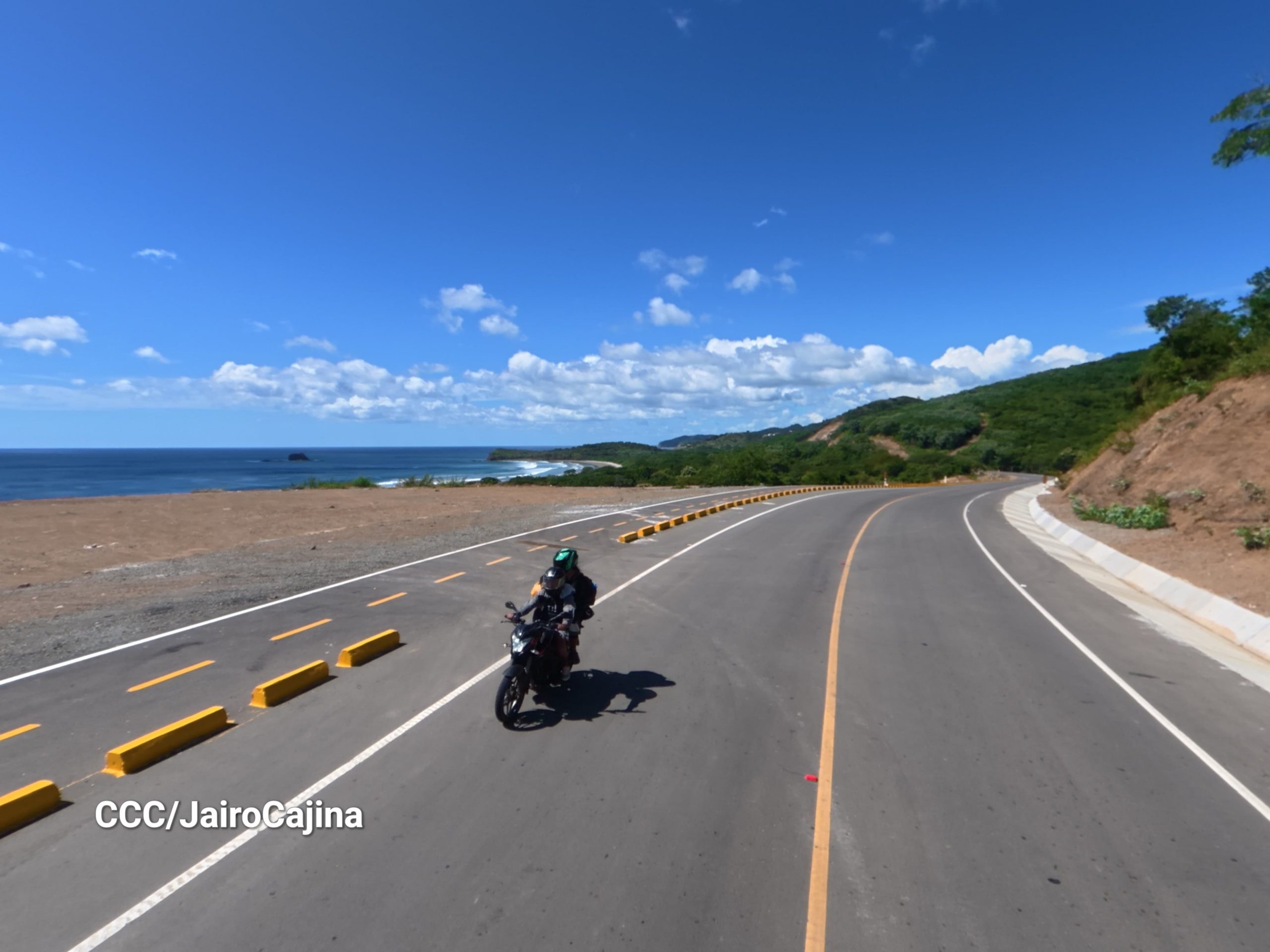 Foto: Primer tramo de la Carretera Costanera del Pacífico 