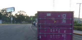 Foto: Contenedor se desprende de rastra en Ciudad Sandino /TN8
