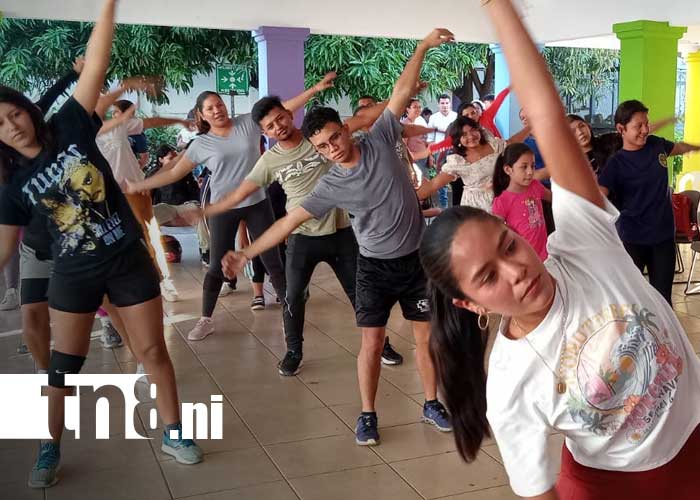 Foto: Cursos de baile con ritmos latinos con el apoyo del MINJUVE / TN8