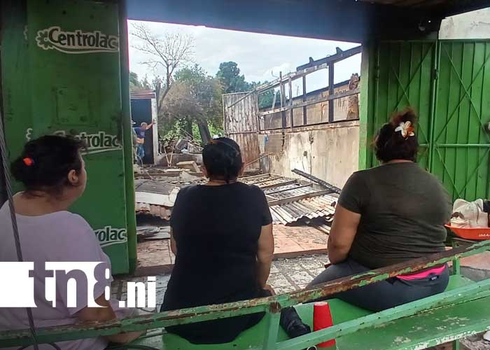 Foto: El día después del incendio en el barrio Ducualí, Managua / TN8