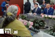 Foto: Embajador de China en Nicaragua con diputados de Nicaragua / TN8