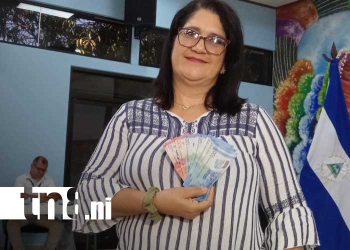 Foto: Pago de aguinaldo para servidores públicos de Nicaragua / TN8