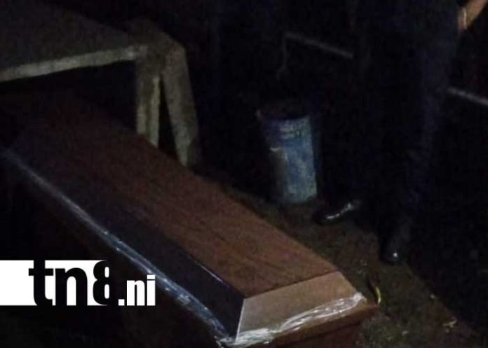 Foto: Dolor por entierro de joven hallada sin vida en Santa Teresa, Carazo / TN8