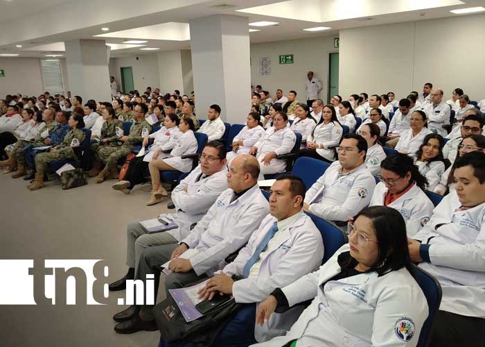 Foto: Médicos nicaragüenses y chinos atienden a pacientes en Chinandega / TN8