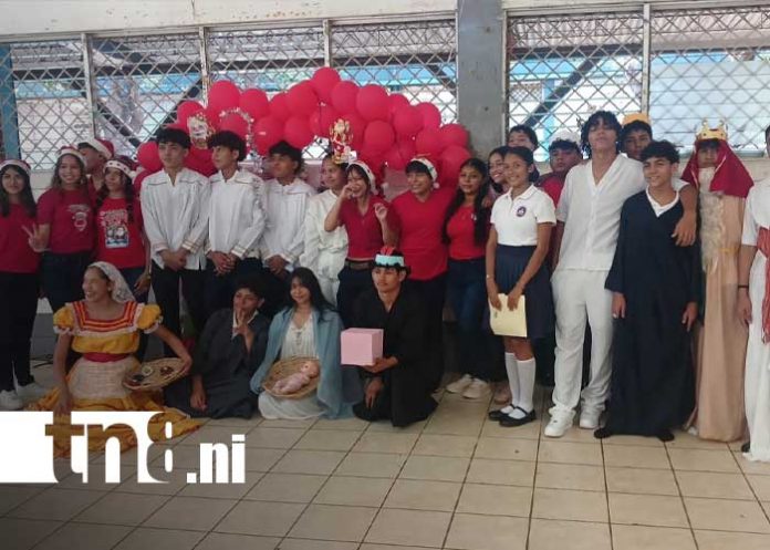 Foto: Verbena Cultural de Navidad en colegio de Managua / TN8 Foto: Verbena Cultural de Navidad en colegio de Managua / TN8