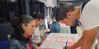 Foto: Entrega de becas universitarias en la UNAN-Managua / TN8