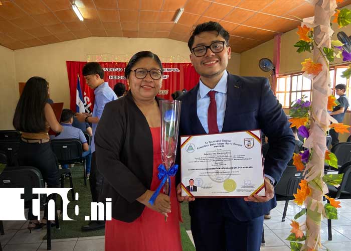Foto: Graduación de universitarios en Ocotal, Nueva Segovia / TN8