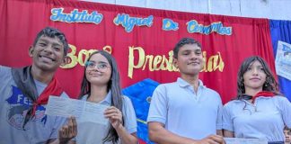 Foto: Bonos de bachiller en Managua / TN8