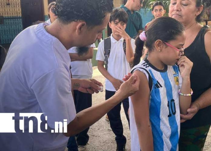 Foto: Campaña sin diabetes en colegios de Managua / TN8
