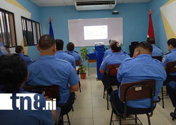 Foto: Capacitación a personal de Migración y Extranjería, del MINT Nicaragua / TN8
