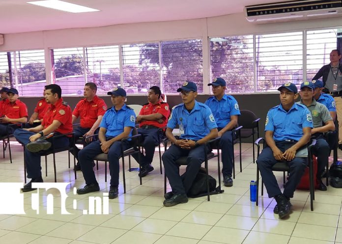 Foto: Curso especializado en incidentes químicos en Managua /TN8