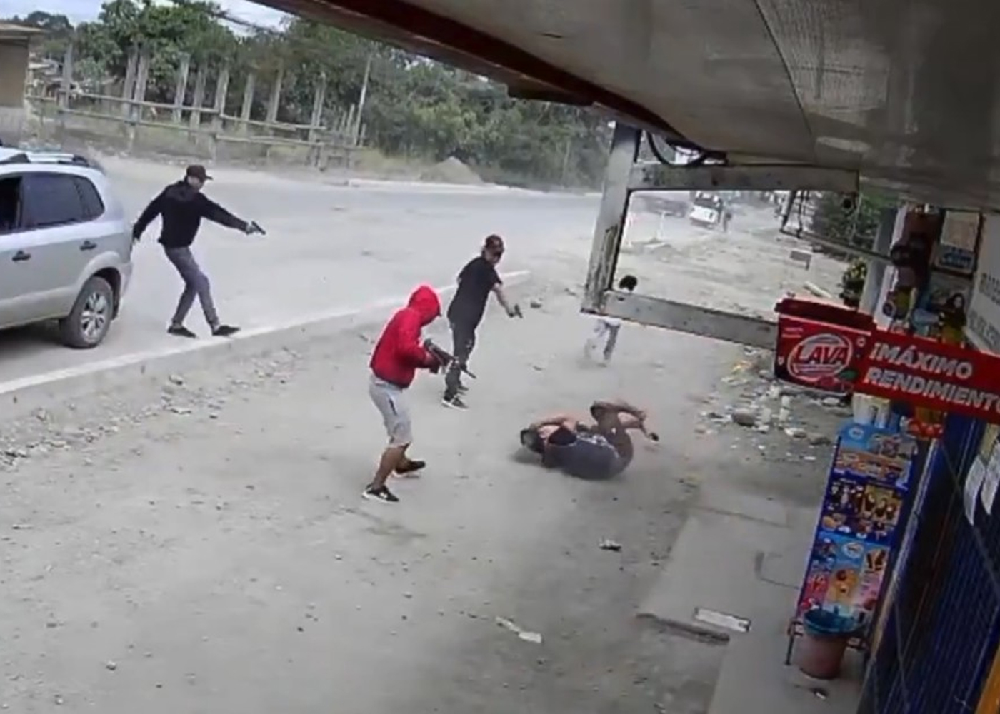 Foto: Hombre es acribillado a balazos frente a una niña en Ecuador /Cortesía