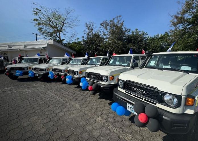 Foto: Entrega de caminatas para la salud en Nicaragua/ cortesía