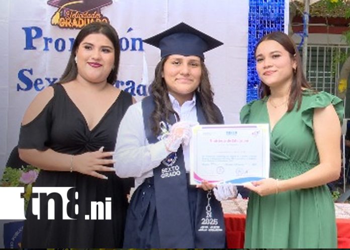 FOTO: Destacaron el crecimiento académico de los estudiantes durante el ciclo escolar/TN8