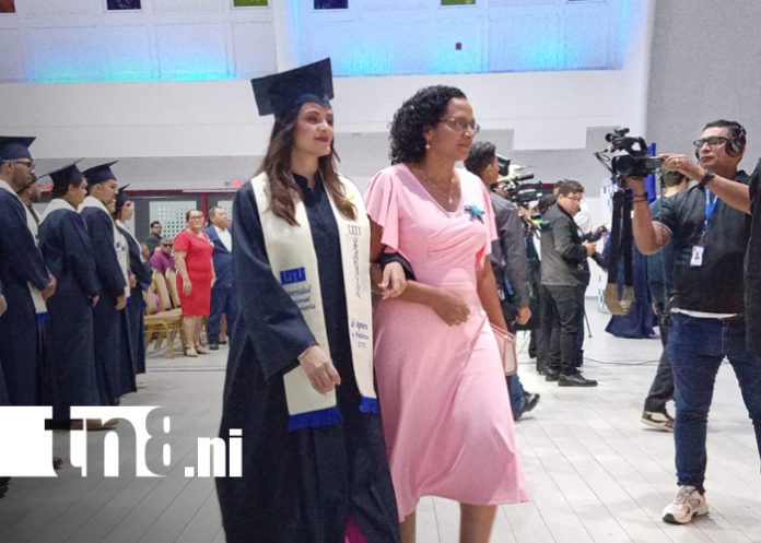 Foto: UNI celebra su octogésima graduación con 1,403 nuevos profesionales/TN8