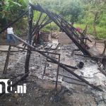 Foto: Incendio consume vivienda en Las Uvas y alerta a Bomberos Unidos de Jalapa/TN8