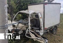 Hombre de 71 años pierde la vida al impactar contra un poste en Tipitapa Foto: Impacto mortal en Tipitapa deja un fallecido /TN8