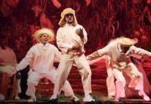 Bad Bunny se “desmarimba” de ‘La Casita’ en su primer concierto en México Foto: Bad Bunny en México /cortesía