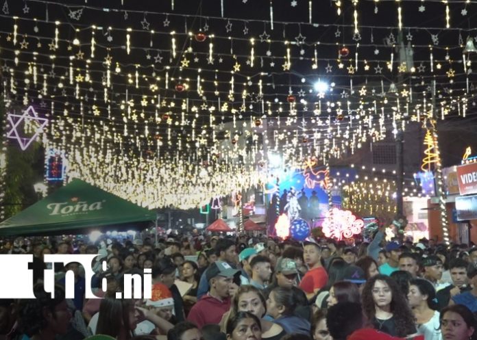 Foto: Éxito total en las tradicionales Noches de Compras en Estelí, El Diamante de Las Segovias/TN8