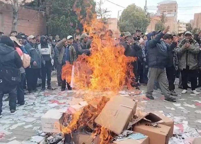 Foto: El “gasolinazo” desata huelgas y bloqueos en varias regiones de Bolivia / Cortesía
