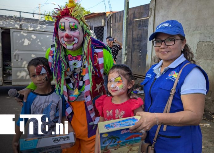 Foto: Festival “Navidad en Paz y Amor” une a familias del barrio Recreo Norte/TN8