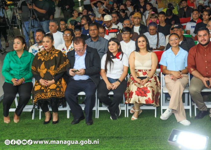 Foto: Managua rinde homenaje a las víctimas del terremoto/Cortesía