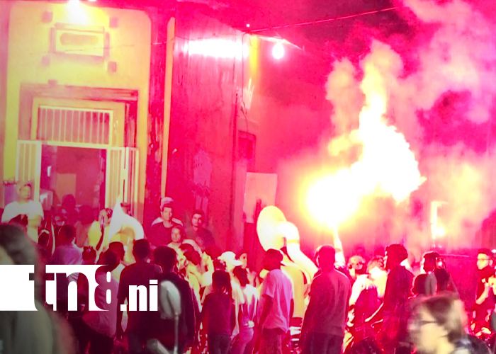 Foto: Nandaime vibra con espectacular show navideño de la Banda Revolutions / TN8