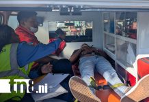 Irrespeto al semáforo provoca accidente de tránsito en Monseñor Lezcano, Managua Foto: Irrespeto al semáforo provoca accidente de tránsito en Monseñor Lezcano, Managua/TN8