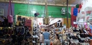 Foto: Esperanza y tradición acompañan las compras de fin de año/TN8