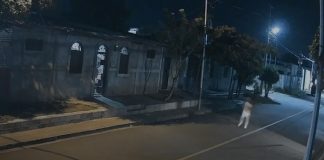 Foto: Cámara capta el instante exacto del robo en el barrio San Luis, Managua/ TN8