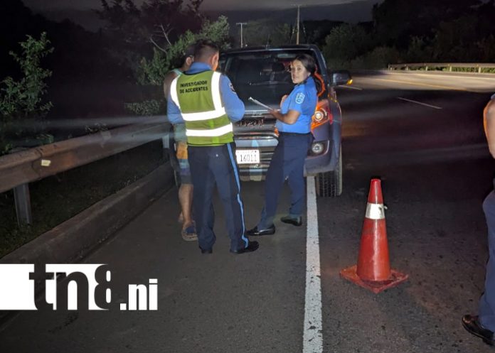 Foto: Hallan cuerpo de motociclista desaparecido en un guindo de la Carretera Sur/TN8 Foto: Hallan cuerpo de motociclista desaparecido en un guindo de la Carretera Sur/TN8