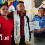 Presos se gradúan de secundaria en el Sistema Penitenciario de Granada Foto: 41 presos se gradúan de secundaria en Granada/TN8