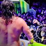 Bad Bunny sorprende en la Arena México con máscara de Místico Foto:Bad Bunny causa furor tras aparecer enmascarado/Cortesia
