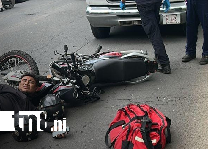 Foto: Villa Fontana deja dos motociclistas gravemente heridos/TN8