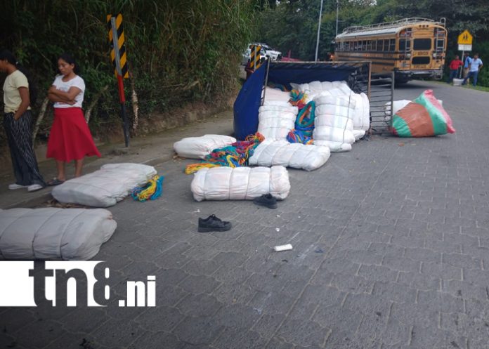 Foto: Accidente en San Fernando involucra autobús, camioneta y moto/TN8