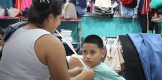 Foto: Masaya vive el auge navideño: mercado municipal se llena de compradores/TN8