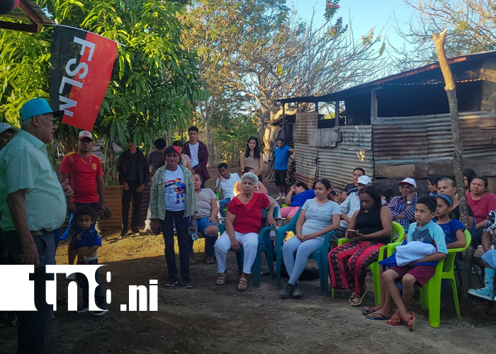 Foto: Felicidad en Nandaime: familia recibe su hogar digno en el anexo Javier Guerra/TN8