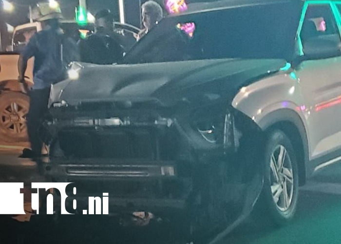Foto: Accidente sin víctimas, pero con severos daños en la Garita Norte/TN8