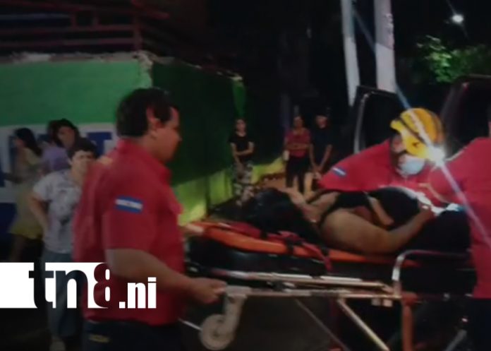 Foto: Accidente de tránsito deja pasajera embarazada lesionada en Managua/TN8