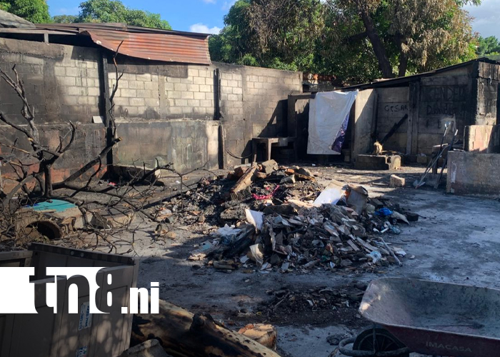 Foto: Incendio deja a familia de Managua sin hogar ni negocio / TN8