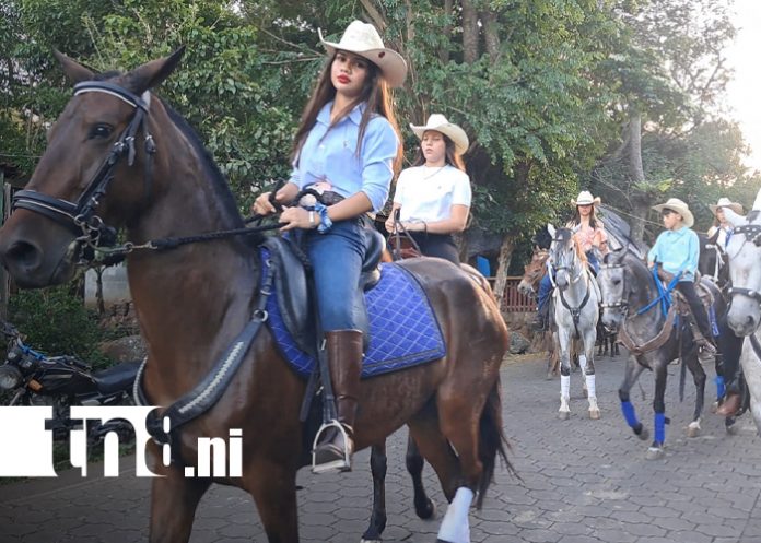 Foto: Hípico de fin de año llena de tradición a Balgüe, Ometepe/TN8