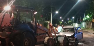 Foto: Tres jóvenes gravemente heridos tras chocar en Managua/TN8